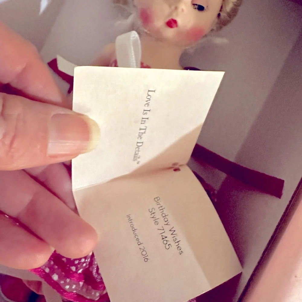 Madame Alexander Pink Polka Dot Doll Birthday Wishes - New in Box - Picture 6 of 6